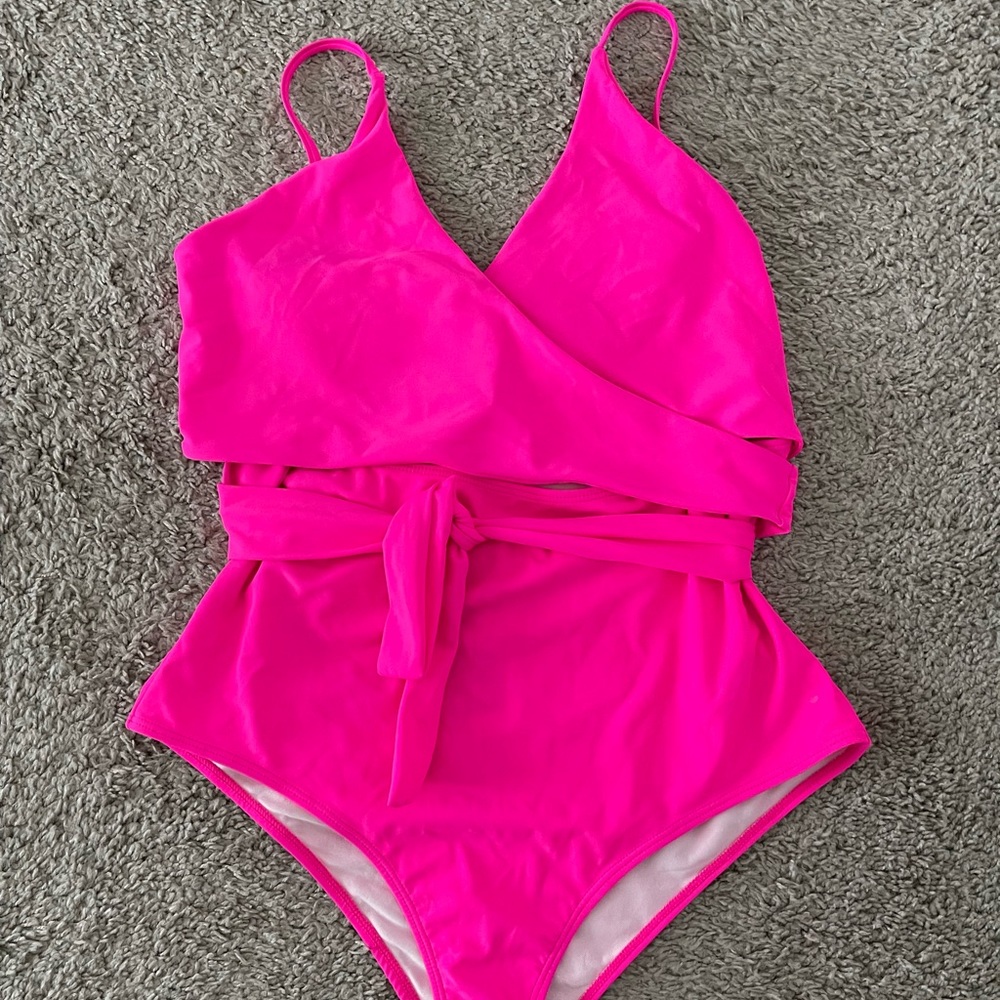 One piece swimsuit